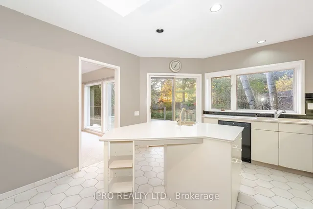 Additional image 17 of 4189 Inglewood Dr