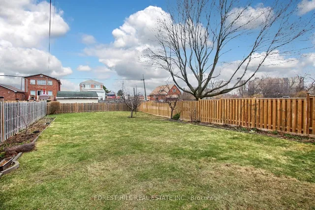 Additional image 20 of 26 Alexis Blvd