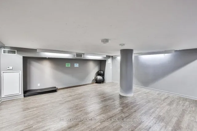 Additional image 33 of 38 Joe Shuster Way Unit 605