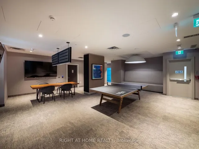 Additional image 5 of 219 Dundas St Unit 707