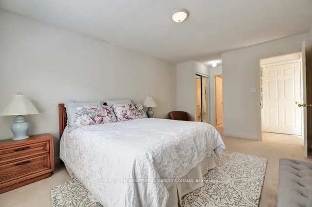 Additional image 17 of 3045 New St Unit 35