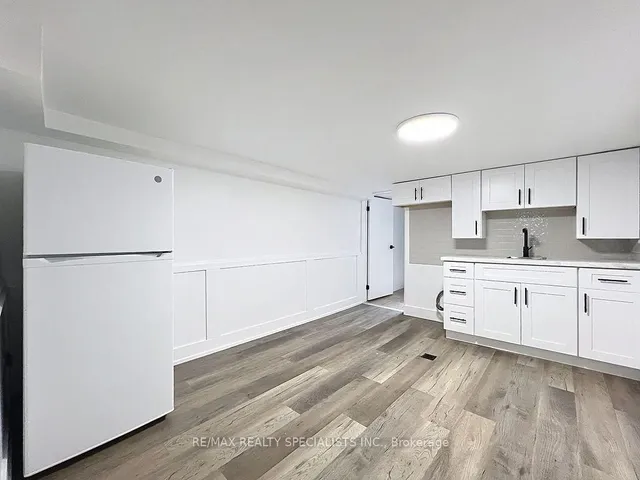 Additional image 37 of 169 Lappin Ave