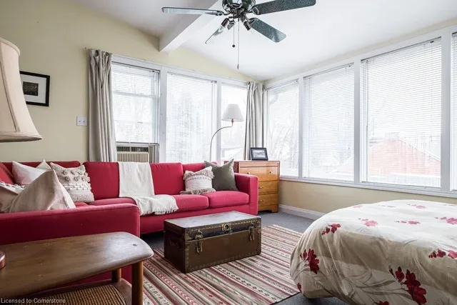 Additional image 31 of 62 Locke St