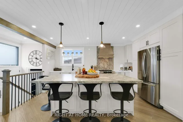 Additional image 7 of 54 Primula Cres