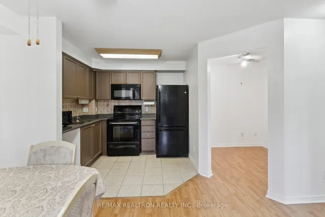 Additional image 20 of 684 Warden Ave Unit 103