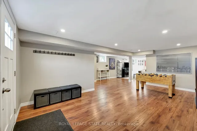 Additional image 30 of 41 Yeoville Crt