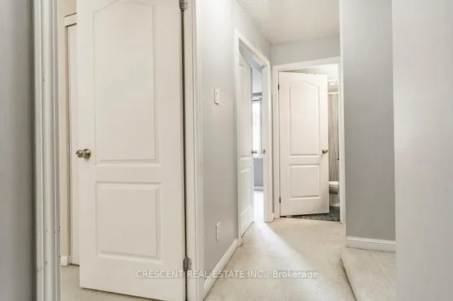 Additional image 17 of 27 Canniff St Unit 516