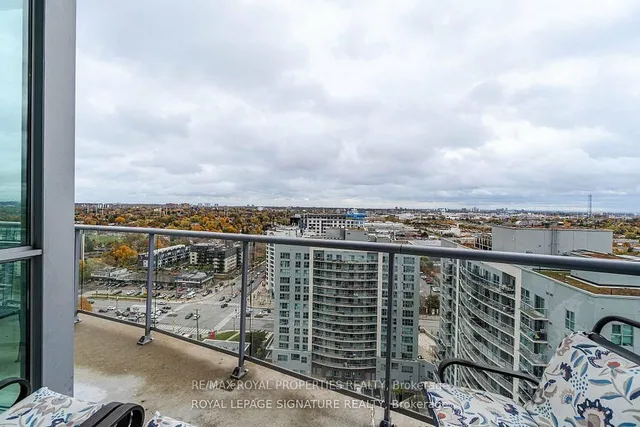 Additional image 35 of 1328 Birchmount Rd Unit Ph01