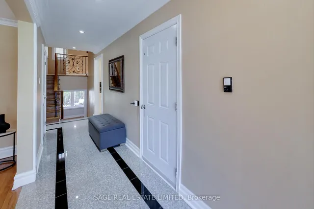 Additional image 3 of 108 Madawaska Ave