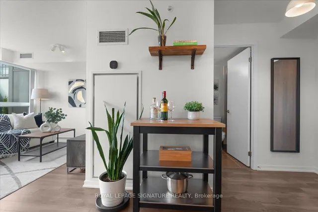 Additional image 7 of 68 Abell St Unit 933