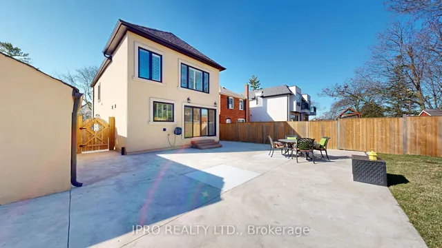 Additional image 26 of 98 Poyntz Ave