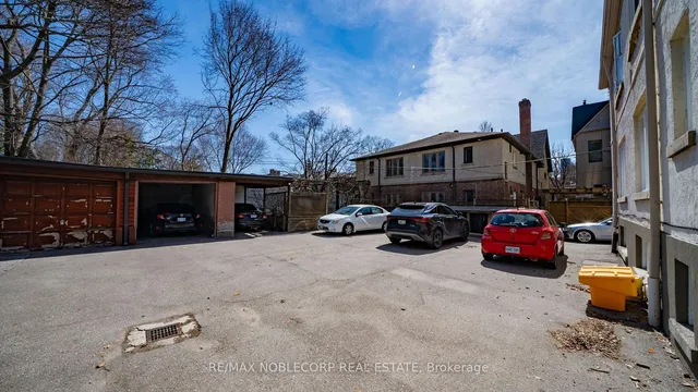 Additional image 7 of 809-811 Duplex Ave