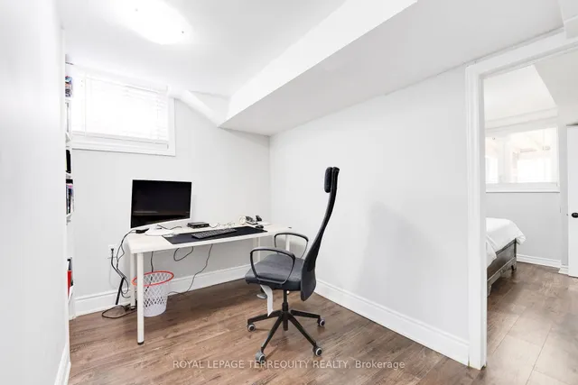 Additional image 31 of 4242 Petersburg Cres