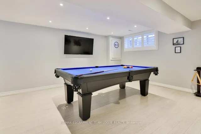 Additional image 32 of 685 CASTLEGUARD Cres