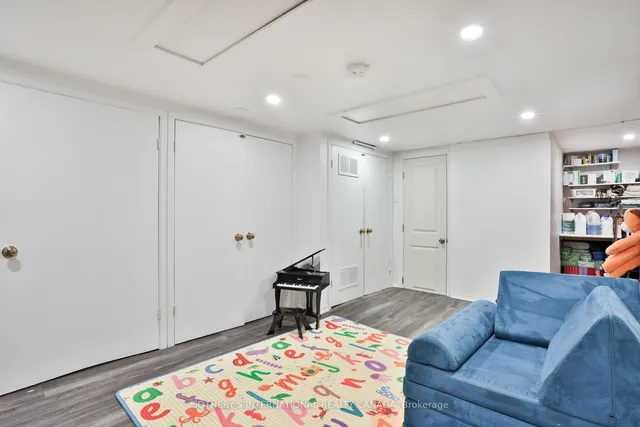 Additional image 21 of 389 Arlington Ave