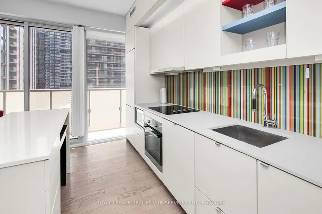 Additional image 8 of 101 Peter St Unit 2806