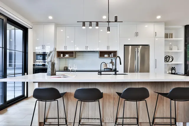 Additional image 12 of 29 Dingwall Ave