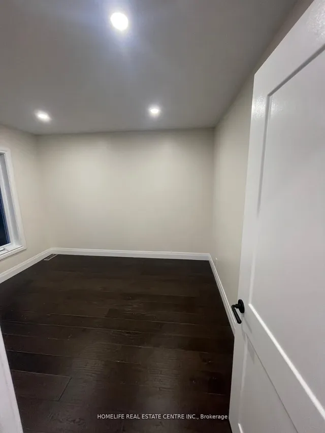 Additional image 25 of 4 Minto Ave