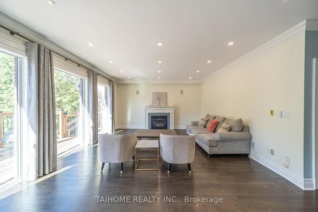 Additional image 8 of 47 Citation Dr