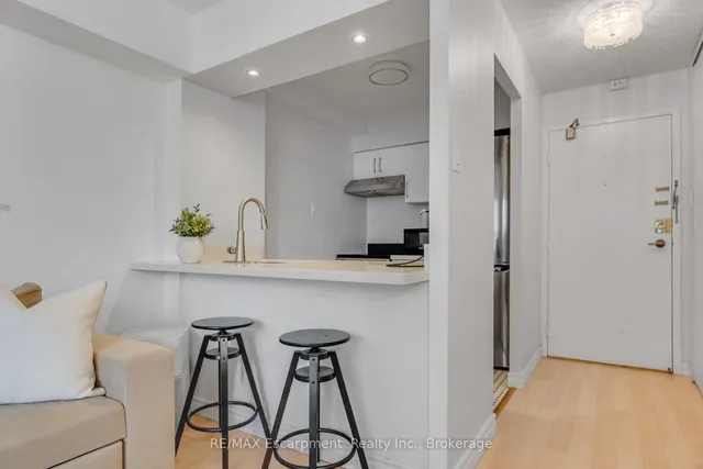 Additional image 9 of 80 Saint Patrick St Unit 820