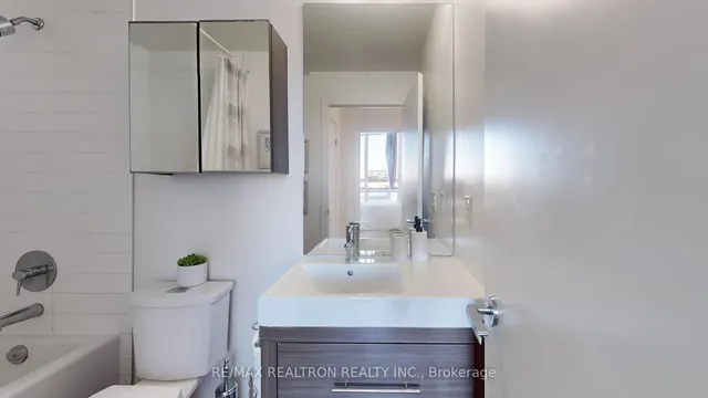 Additional image 24 of 70 Forest Manor Rd Unit 317