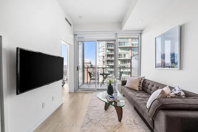 Additional image 10 of 135 East Liberty St Unit 2406