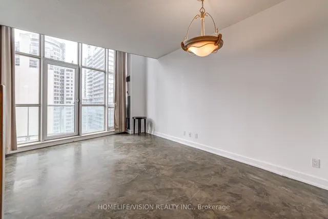 Additional image 9 of 36 Blue Jays Way Unit 917