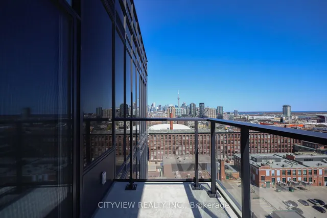 Additional image 36 of 270 Dufferin St Unit PH4