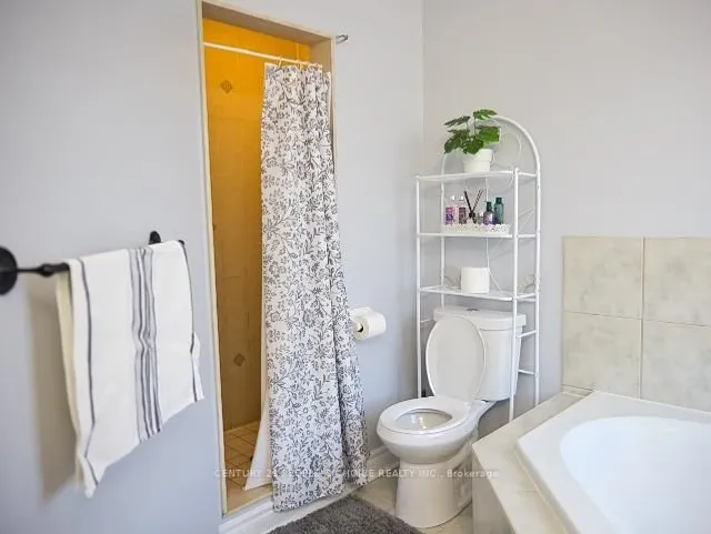 Additional image 48 of 8 Bayridge Dr