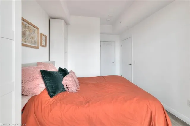 Additional image 22 of 60 Charles St Unit 2608