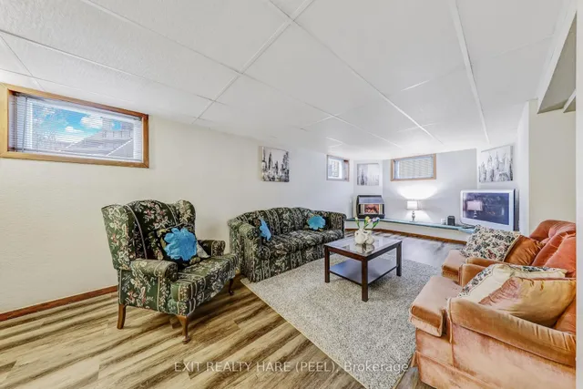 Additional image 26 of 25 McLaughlin Rd