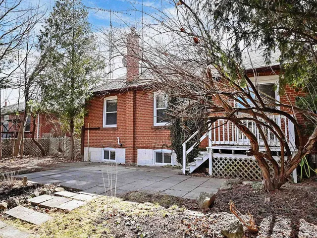 Additional image 44 of 377 Martin St