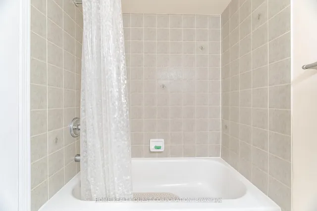 Additional image 30 of 1322 Mowat Lane