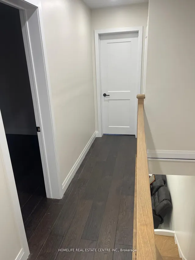 Additional image 20 of 4 Minto Ave