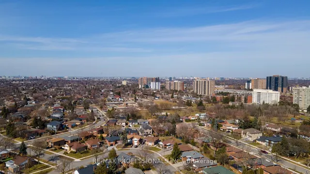 Additional image 37 of 59 Wareside Rd