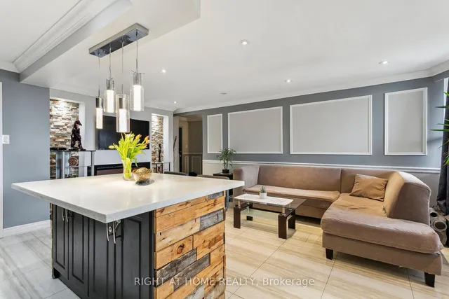 Additional image 8 of 451 The West Mall N/A Unit 1616