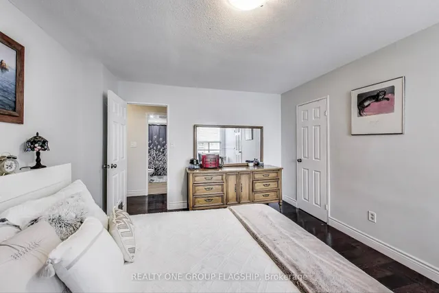 Additional image 18 of 10 Edgecliff Gfwy Unit 1009