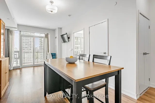 Additional image 6 of 98 Lillian St Unit 1018