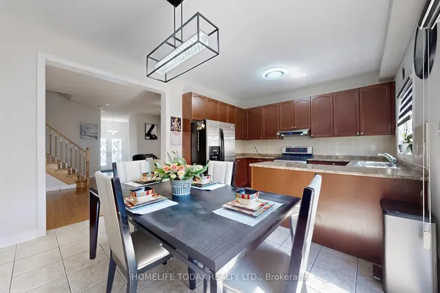 Additional image 23 of 40 Oblate Cres