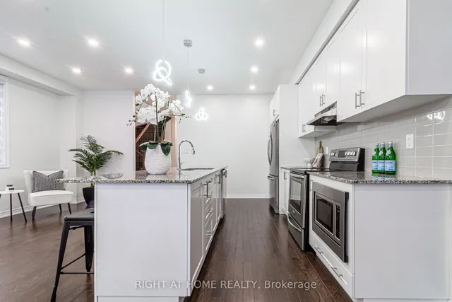 Additional image 8 of 1406 Farmstead Dr