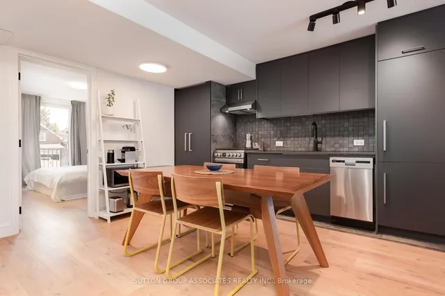 Additional image 27 of 33 Lanark Ave