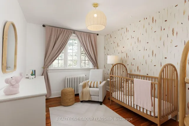 Additional image 32 of 69 Victoria Park Ave