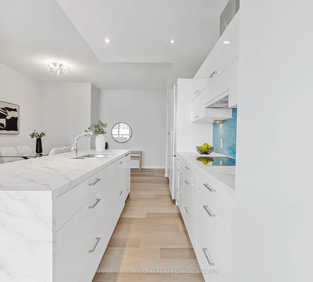 Additional image 6 of 88 Park Lawn Rd Unit 608