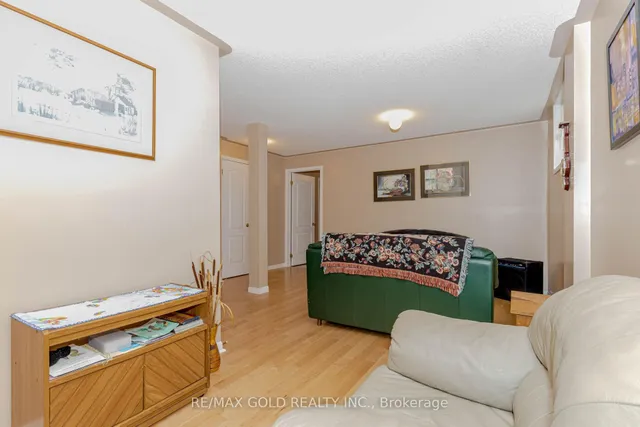 Additional image 33 of 243 Cresthaven Rd