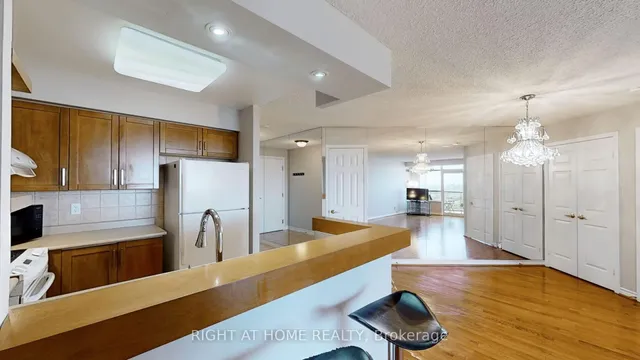 Additional image 14 of 35 Kingsbridge Garden Circ Unit 2108