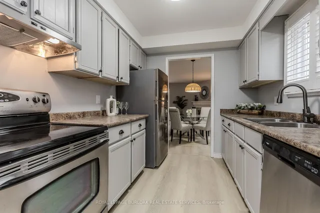 Additional image 12 of 1326 Treeland St