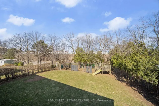 Additional image 43 of 454 Sparling Cres