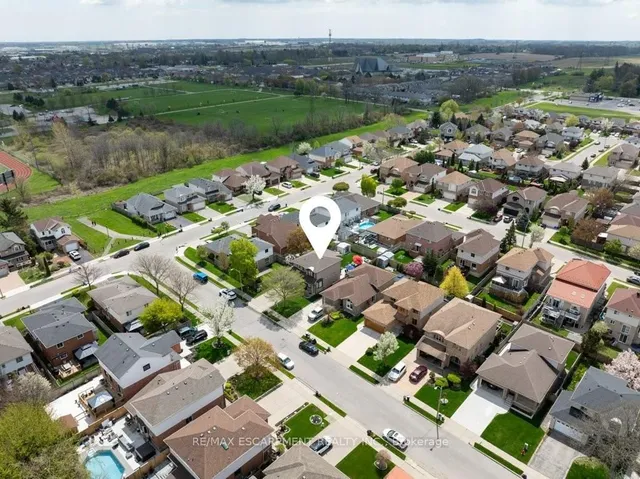 Additional image 48 of 62 Corinaldo Dr