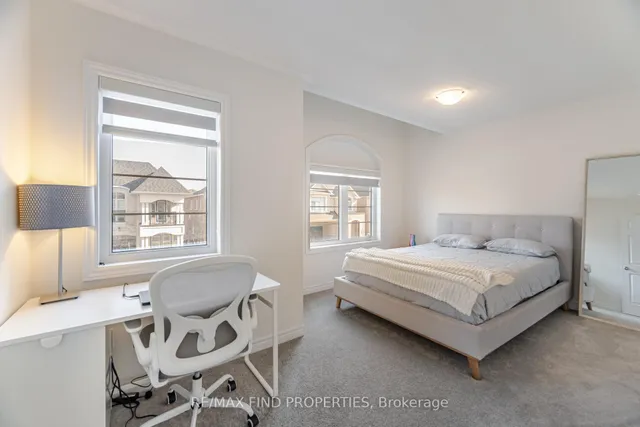 Additional image 23 of 3909 Koenig Rd