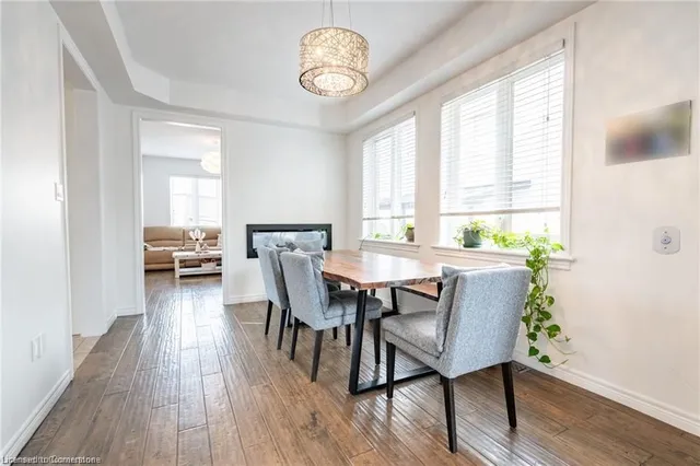 Additional image 7 of 19 Hazelton Ave